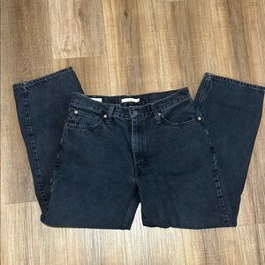 Women’s Black Levi’s Dad Jeans